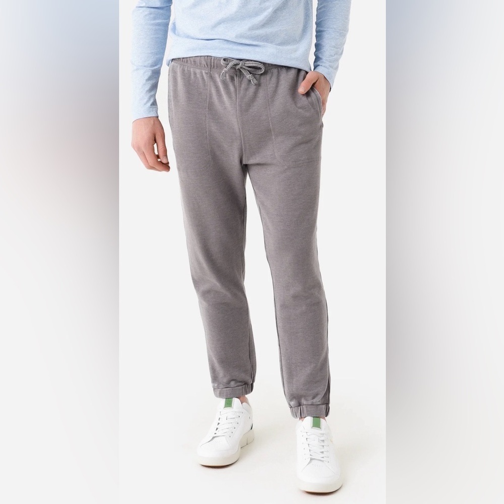 Johnnie-O Men's Burner Jogger. Meteor color. Size XL. NWT